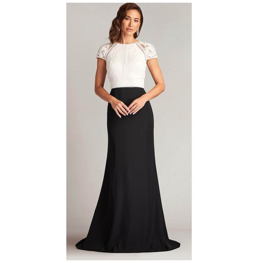 NWT Tadashi Shoji Lace & Crepe A-Line Gown Size 2